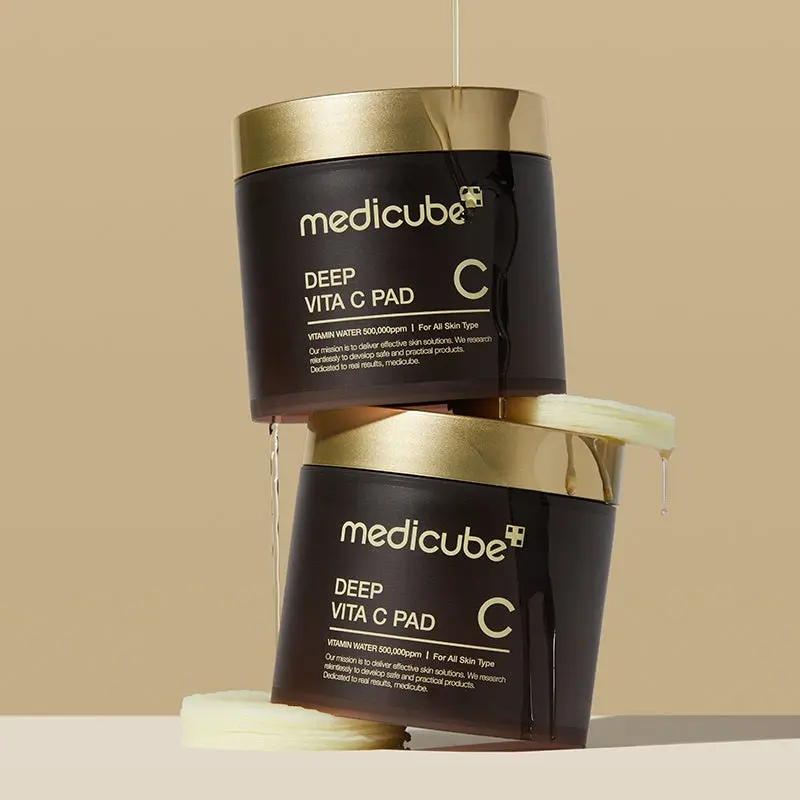 MEDICUBE – Deep Vita C Pad | medicube-Deep-Vita-C-Pad-Disques-_claircissant-_-la-vitamine-C-Pharmacie-Lariboisi_re-Shop-167289040.jpg MEDICUBE - Deep Vita C Pad – Image 2