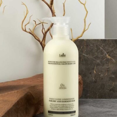 LADOR - Moisture Balancing Conditioner 530 ML